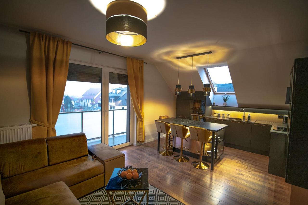 Apartament W Cieplicach Gold 옐레니아구라 외부 사진